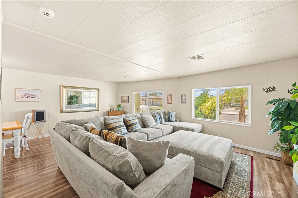2964 Silver Oak Way
