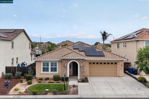 Photo of 8023 Westport Cir CIR, Discovery Bay, CA 94505 (MLS # 41140789)