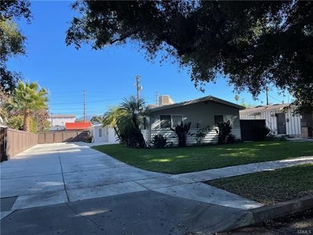 Recently updated two bedroom one bathroom with an enclosed yard and garage. Upgraded appliances and new countertop in the kitchen. Washer and dryer hookup.