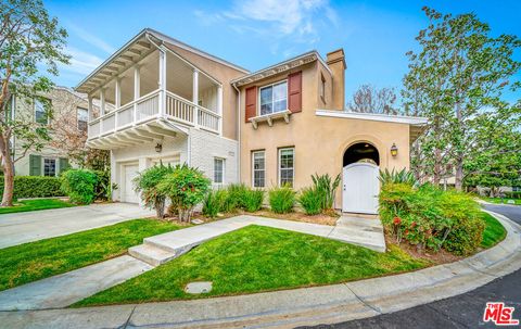Photo of 26811 Brookhollow Drive, Valencia, CA 91355 (MLS # 25611429)