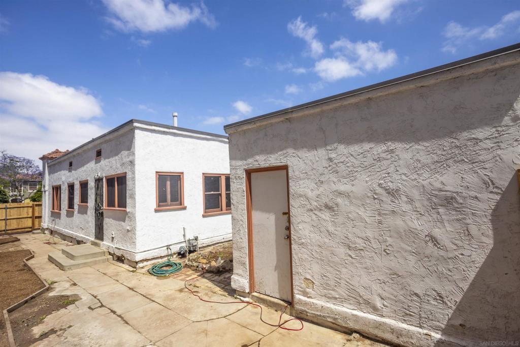 University Heights - Residential Lease