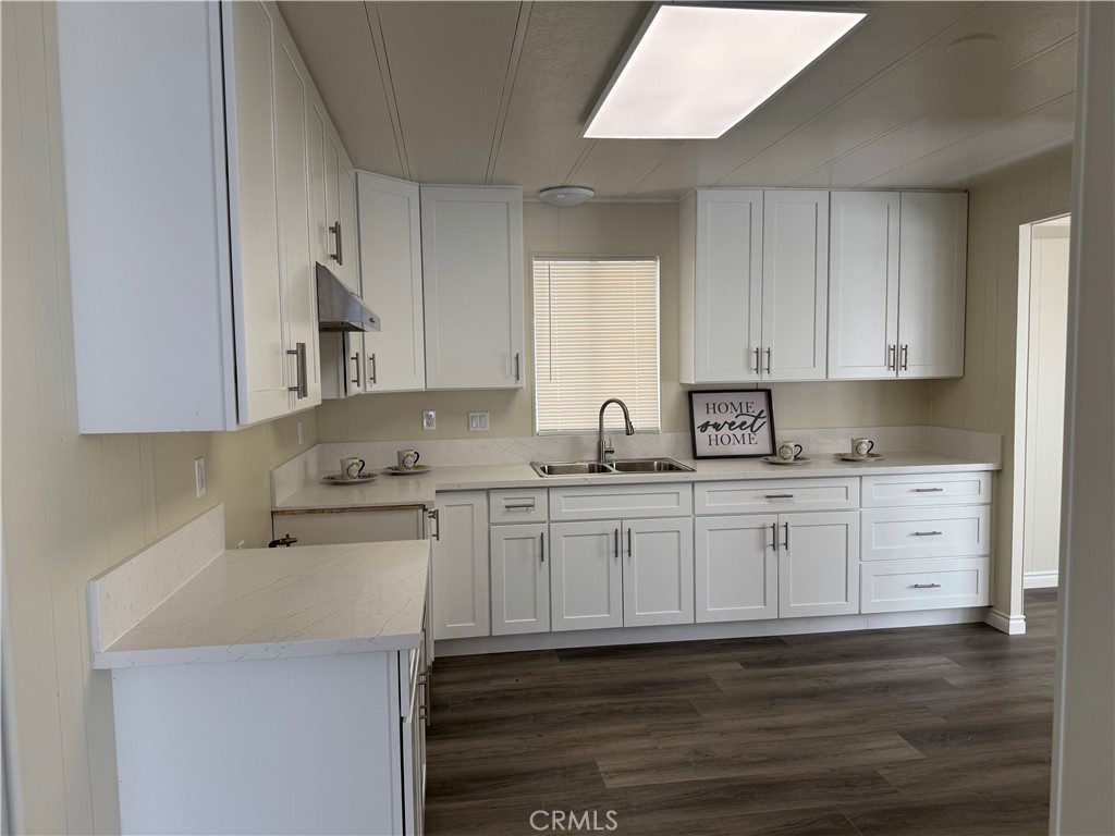 200 W san bernardino Avenue 76