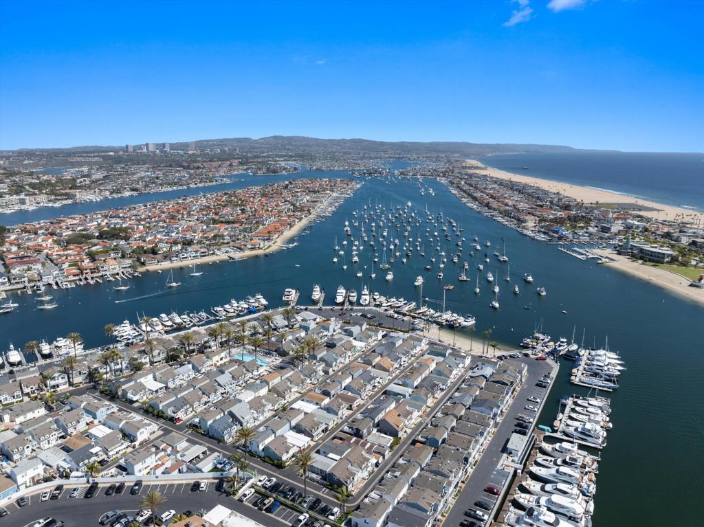 20 El Paseo Street, Newport Beach CA 92663 - Photo 31