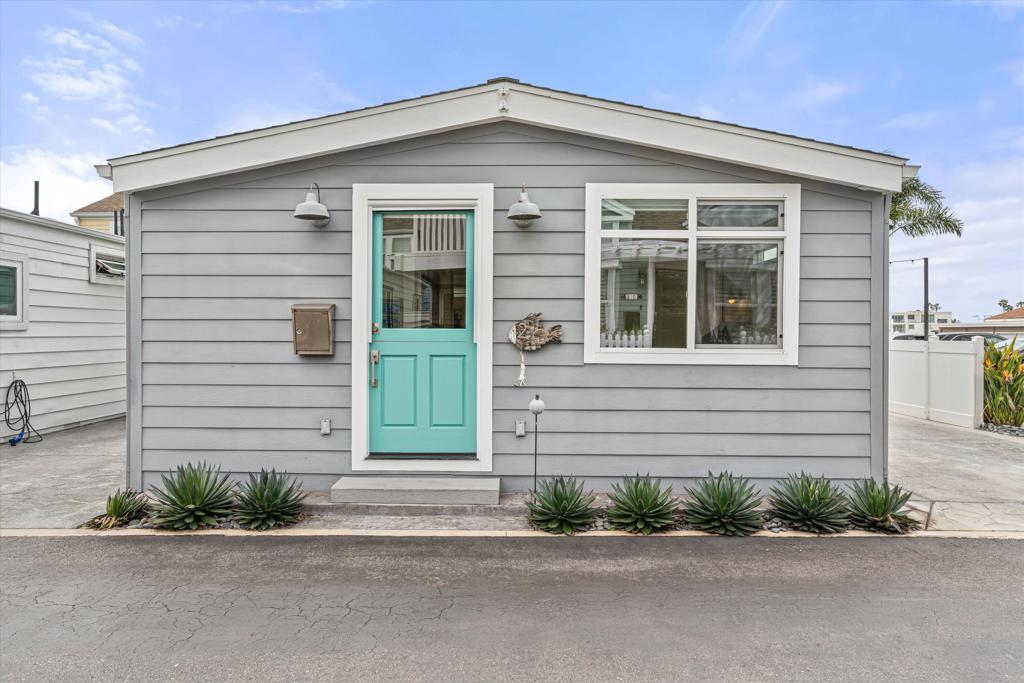 20 El Paseo Street, Newport Beach CA 92663 - Photo 18