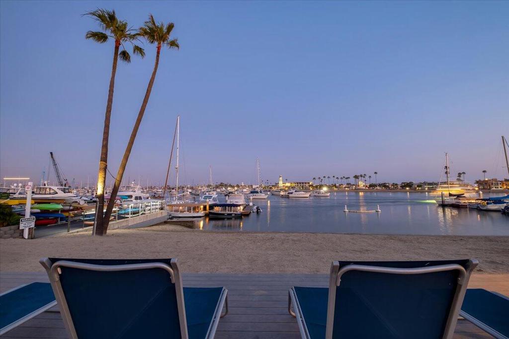 20 El Paseo Street, Newport Beach CA 92663 - Photo 25