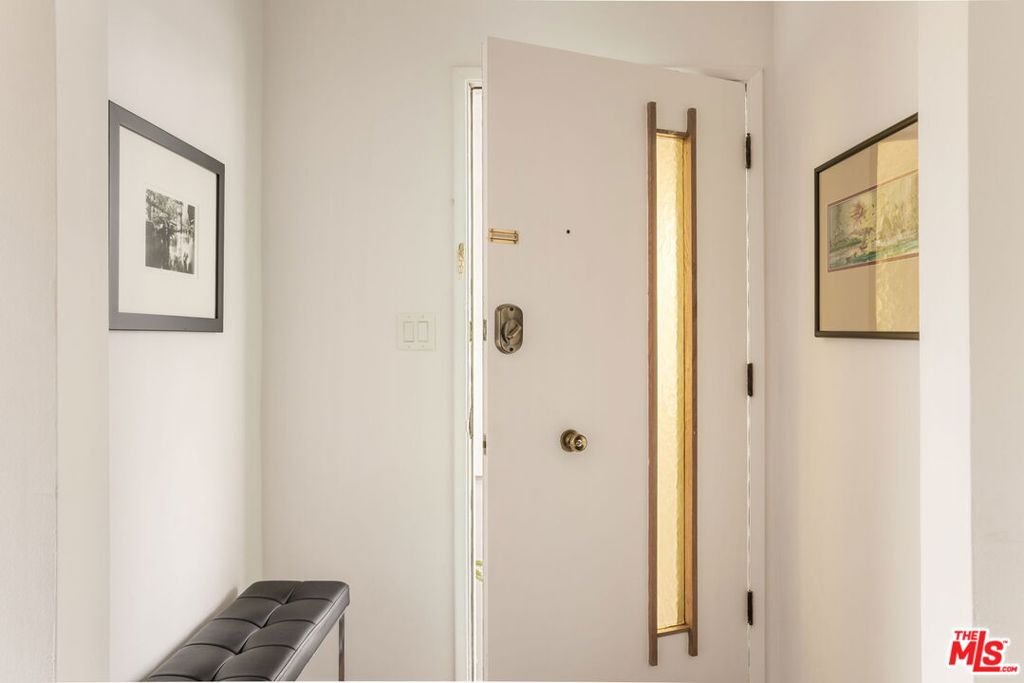 4343 Finley Avenue 28
