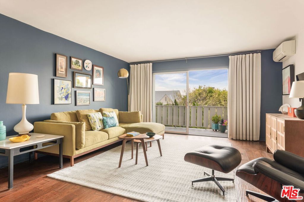 4343 Finley Avenue 28