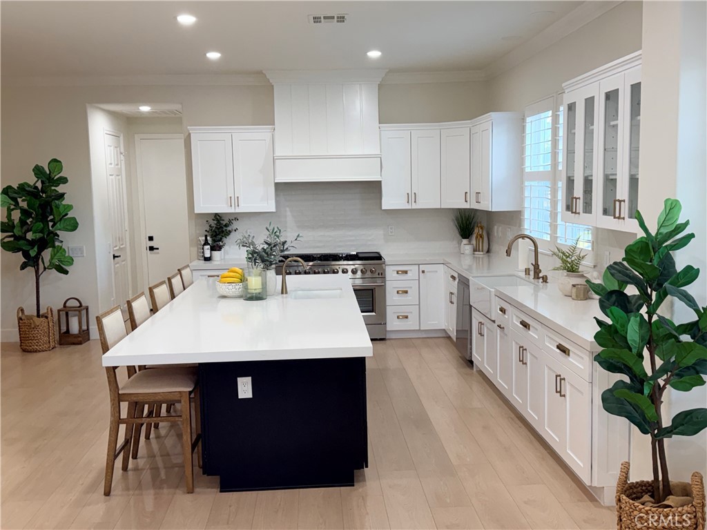 3795 Peregrin Circle