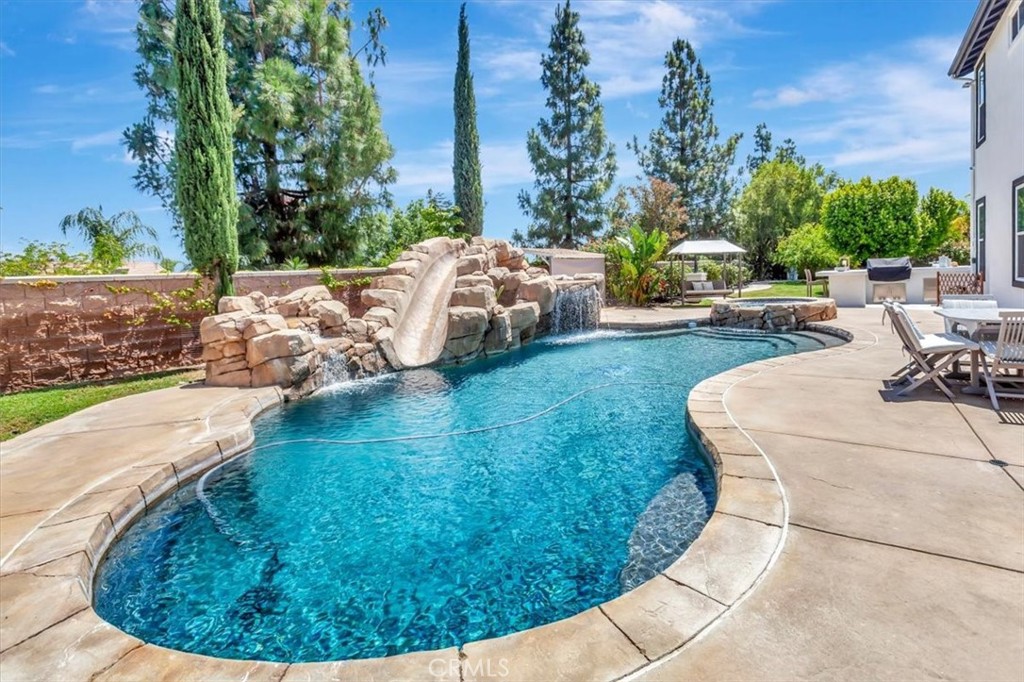3795 Peregrine Circle