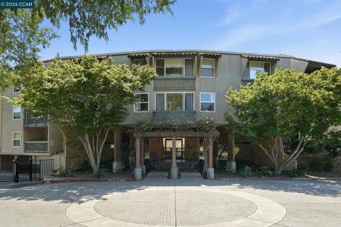 Photo of 1087 Murrieta Blvd Blvd #330, Livermore, CA 94550 (MLS # 41145021)