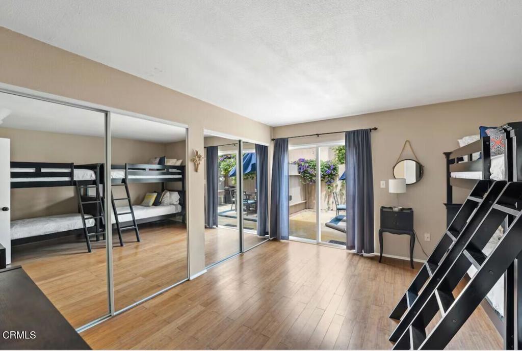 Pierpont/Ocean Front - 0276 - Residential Lease