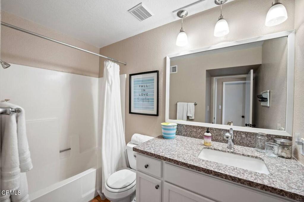 Pierpont/Ocean Front - 0276 - Residential Lease