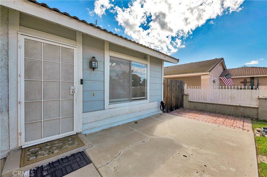 Photo of 13416 Oak Dell ST, Moreno Valley, CA 92553 (MLS # SW26229122)