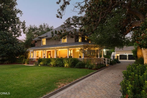 Photo of 303 Markham Place, Pasadena, CA 91105 (MLS # P1-28840)