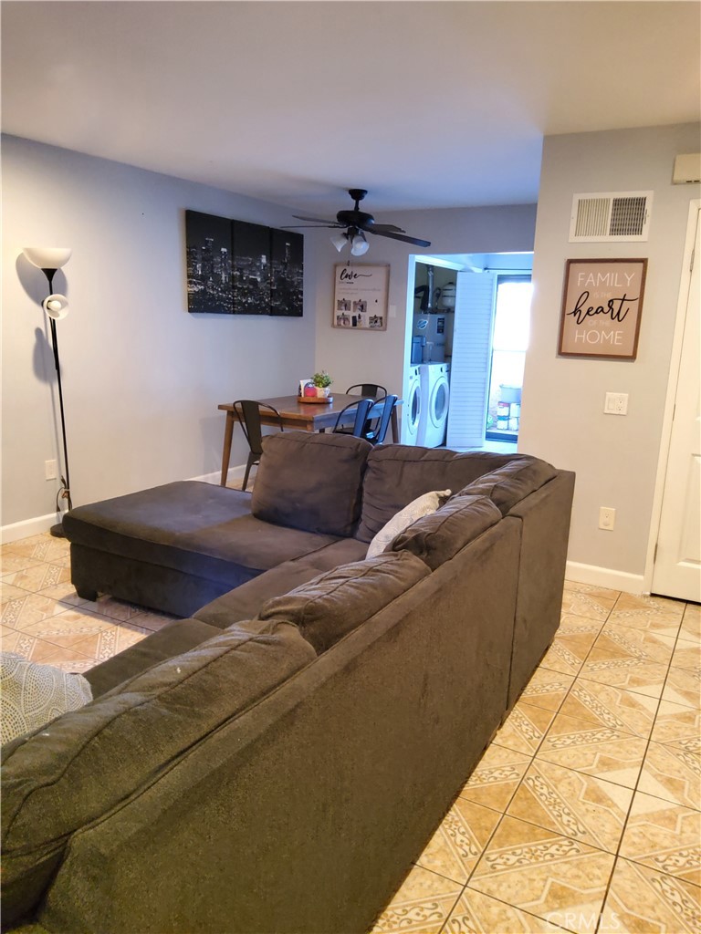 13540 Hubbard Street 10