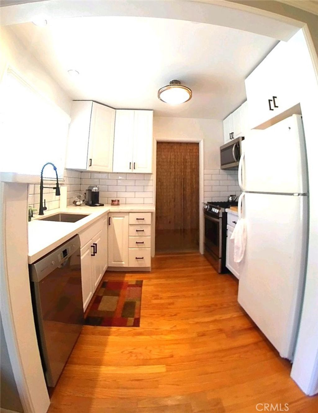 Photo of 4131 Perlita Avenue #B, Los Angeles, CA 90039 (MLS # SR25215257)
