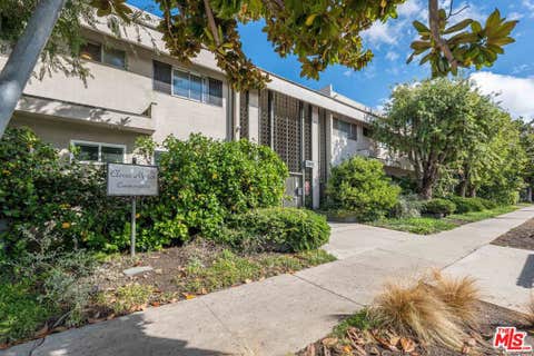 Photo of 3166 S S Sepulveda Boulevard #28, Los Angeles, CA 90034 (MLS # 26858973)
