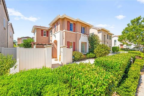 Tiny photo for 27620 Desert Gold Court, Murrieta, CA 92562 (MLS # SW26074186)