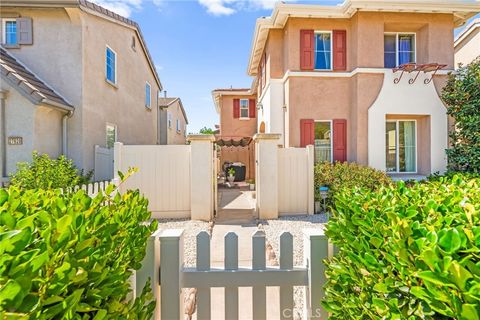 Tiny photo for 27620 Desert Gold Court, Murrieta, CA 92562 (MLS # SW26074186)