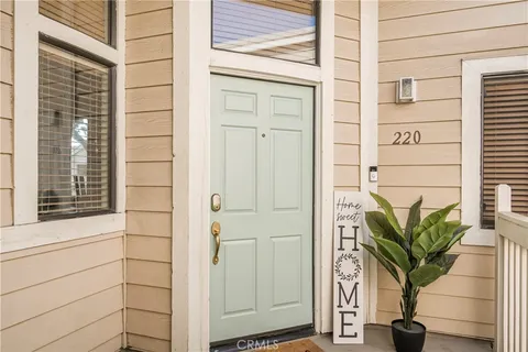 4900 N Grand Avenue N Unit 220, Covina, CA 91724 - MLS#: CV25218715