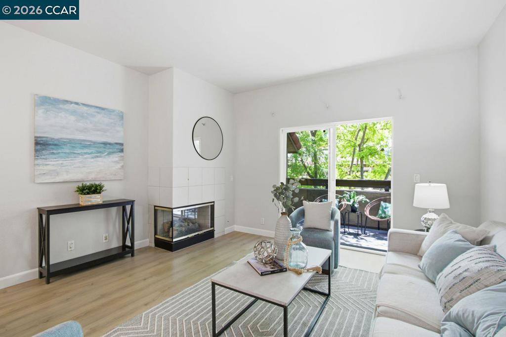 295 Tradewinds DR 202, San Jose CA 95123