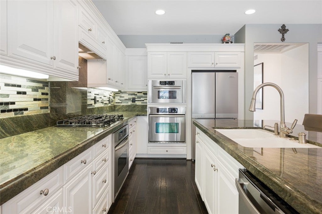 19 Via Alonso, San Clemente CA 92673 - Photo 7
