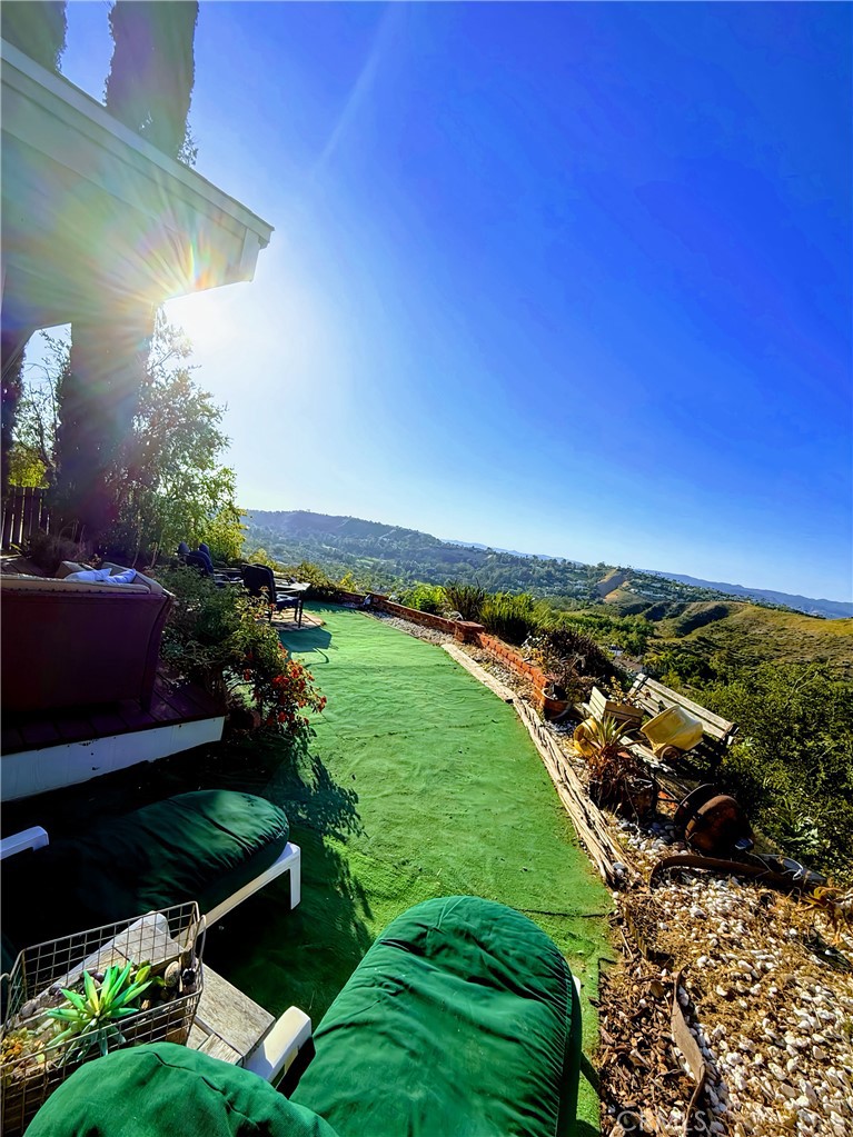 23777 Mulholland Hwy SPC 60