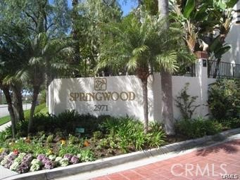unit come with Air conditioner, wood flooring in entire living area. gated community good location newer recess lights.