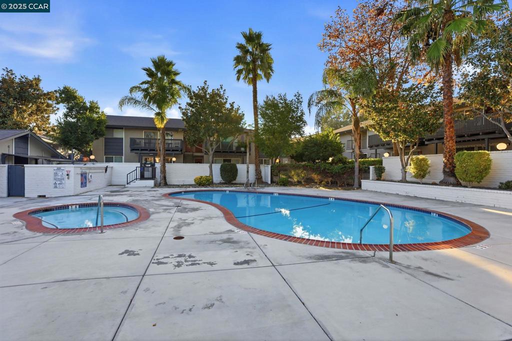 THE GARDENS - Residential