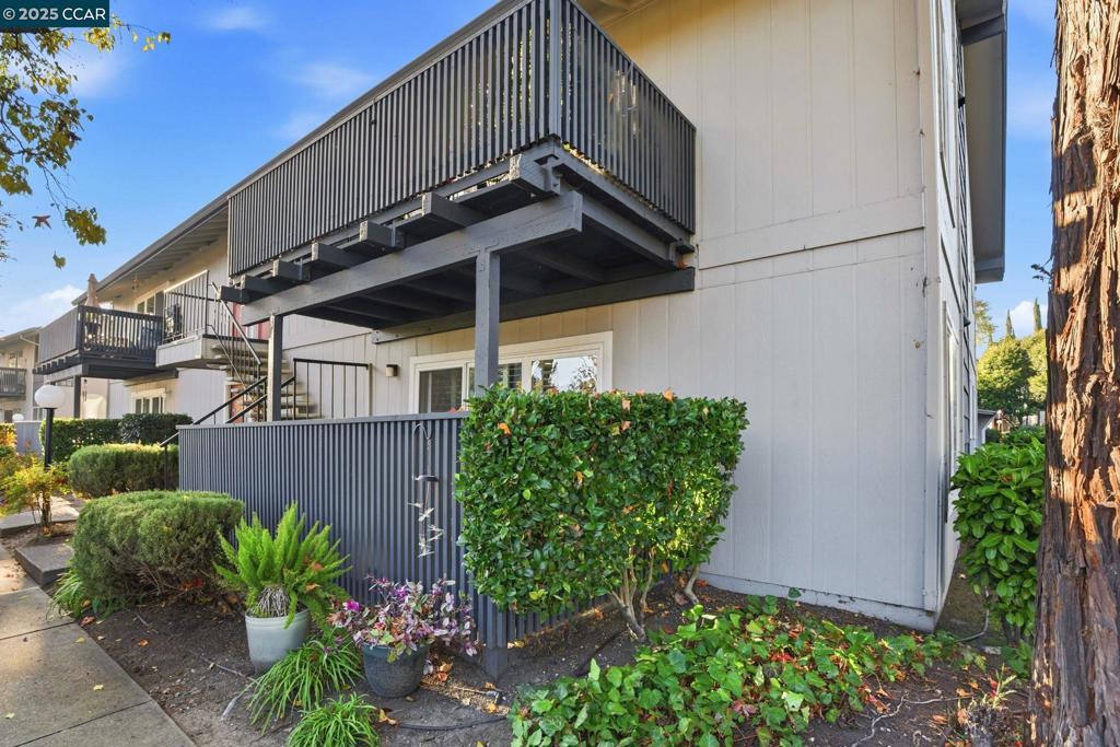 9085 Alcosta Blvd 317