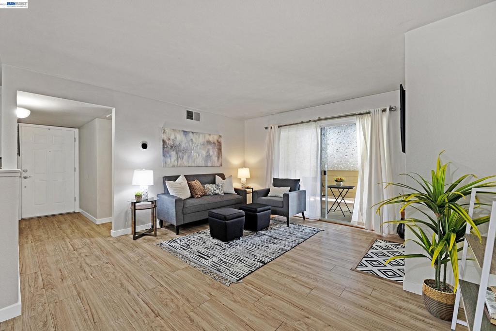 265 Reflections Dr 16