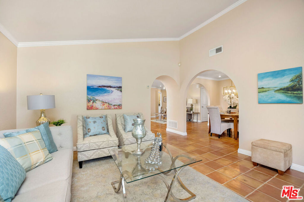 Properties 4 2670 Sunnydale Drive