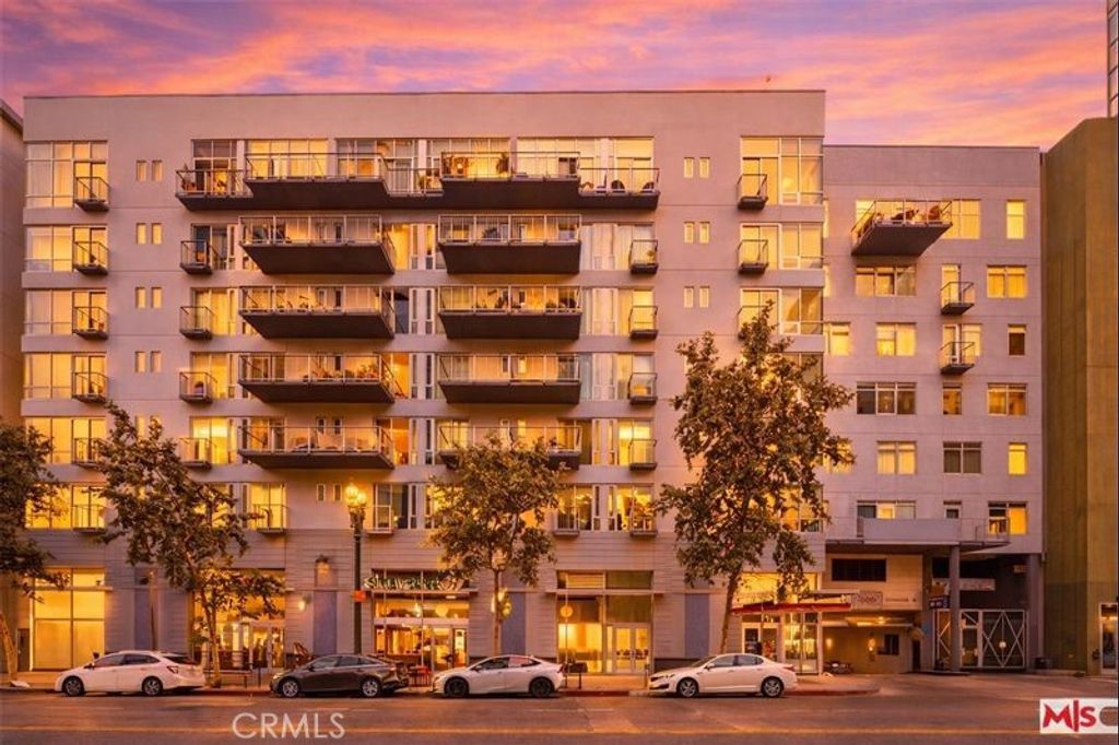 Photo of 645 W 9th St #643, Los Angeles, CA 90015 (MLS # GD26001961)