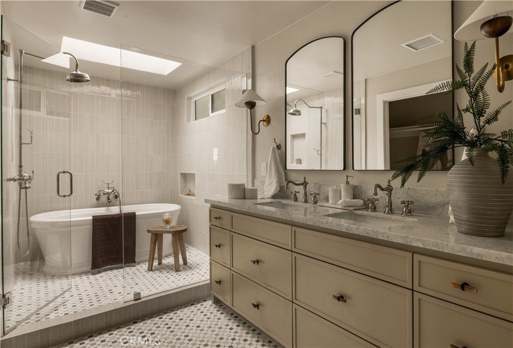 1818 Samar, Costa Mesa CA 92626 - Photo 38