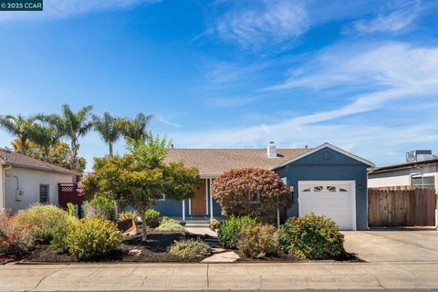 Photo of 15009 Kesterson St St, San Leandro, CA 94579 (MLS # 41111994) Photo of 15009 Kesterson St St, San Leandro, CA 94579 (MLS # 41111994)