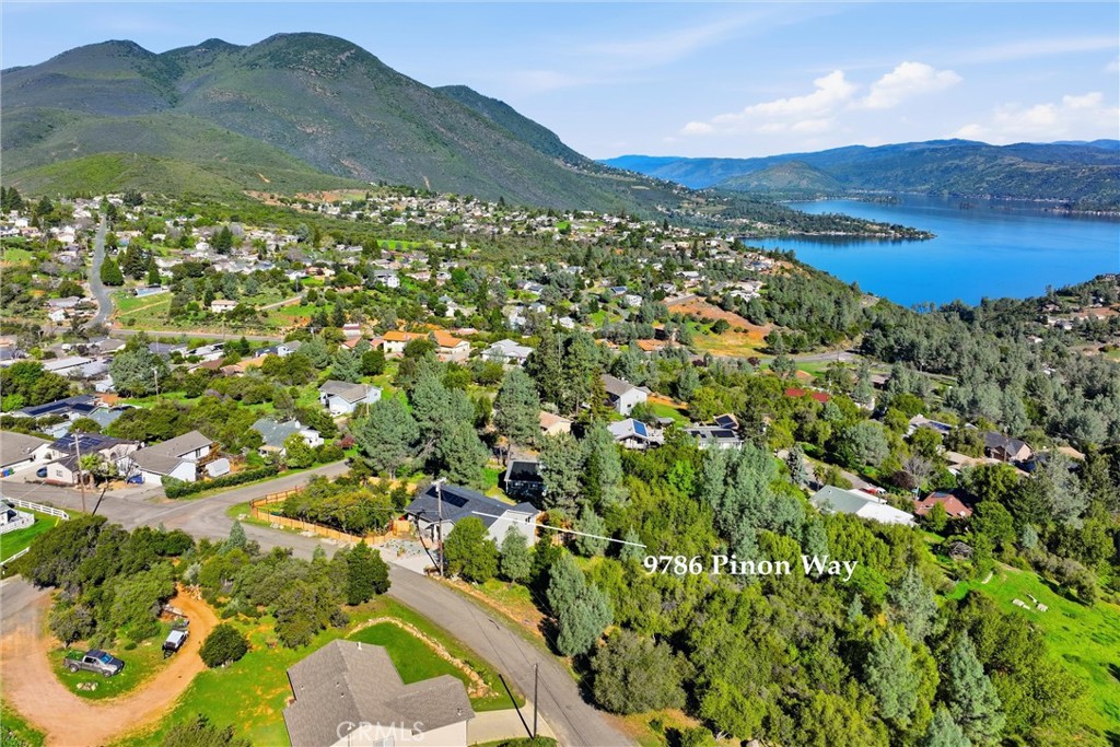 9786 Pinon Way