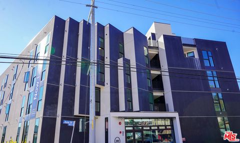 Photo of 3004 Sunset Boulevard #520, Los Angeles, CA 90026 (MLS # 25624631)