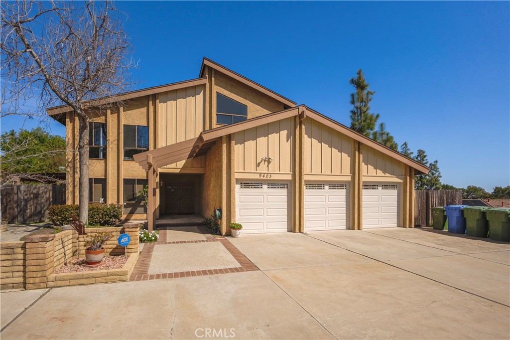 9403 Mesa Robles Drive