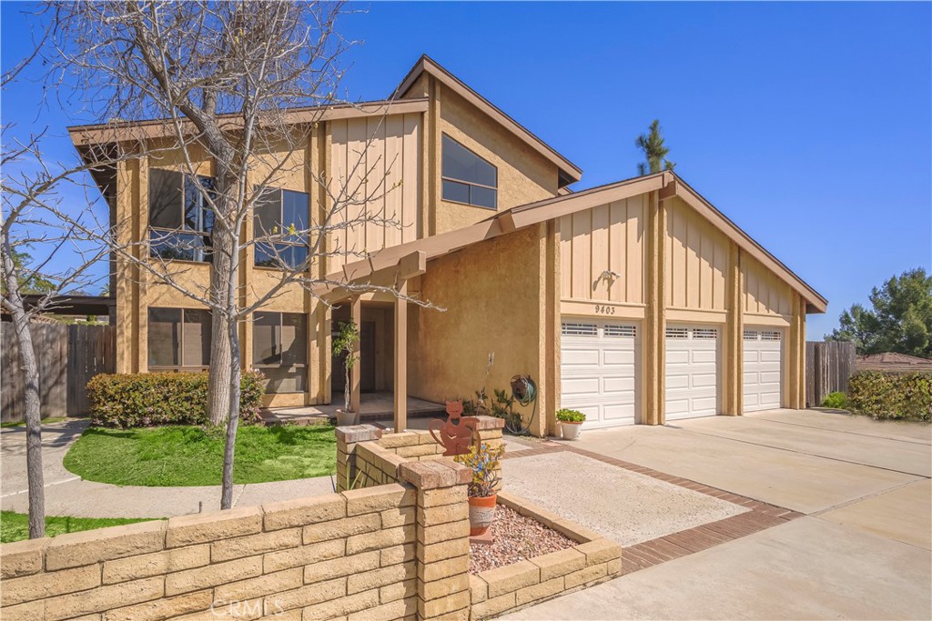 9403 Mesa Robles Drive