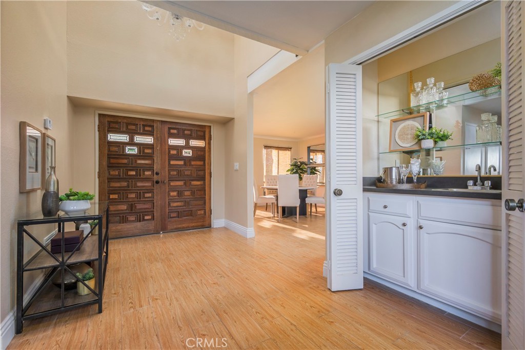 9403 Mesa Robles Drive