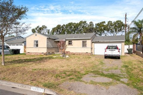 12301 Granite Place Garden Grove CA 92843