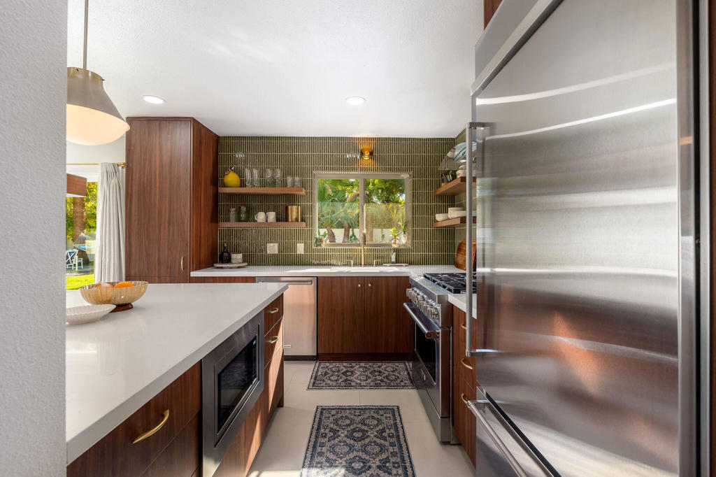 Tahquitz River Estat - Residential