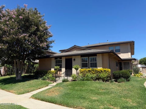 Photo of 2030 Avenida Placida #1, Simi Valley, CA 93063 (MLS # 226003578)