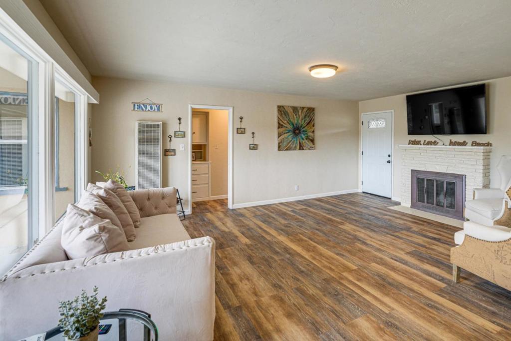 950 Portola