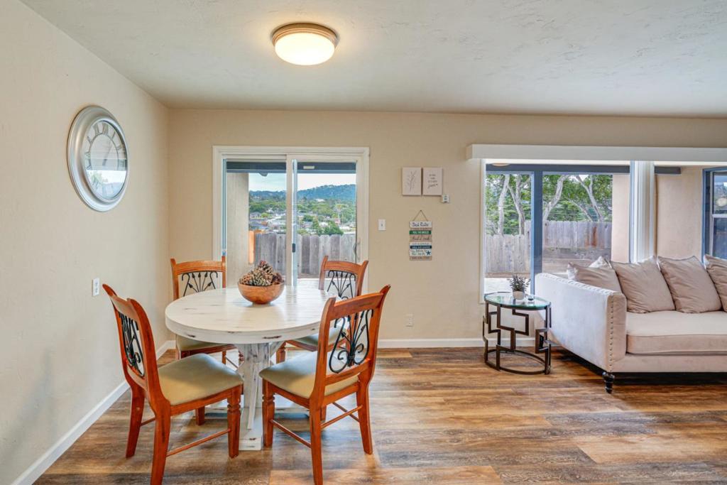 950 Portola