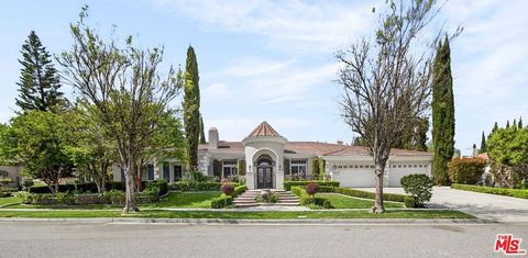 Photo of 1660 Alamitos Circle, Corona, CA 92881 (MLS # 26672245)