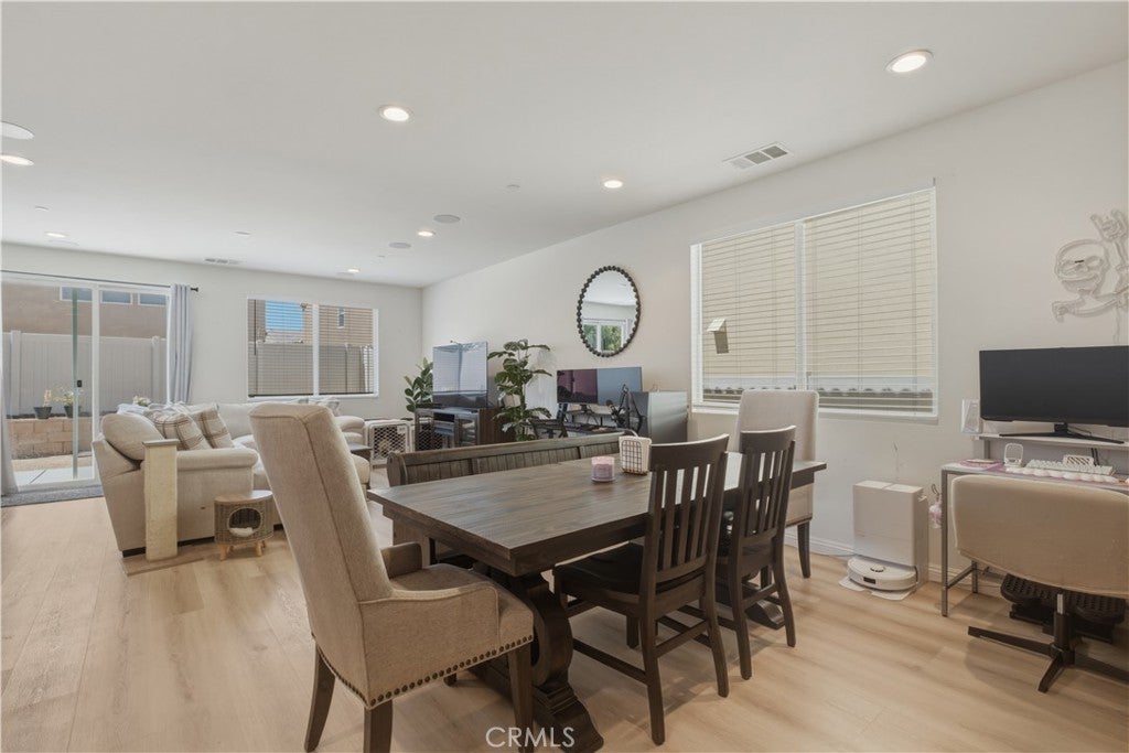 13097 Saratoga