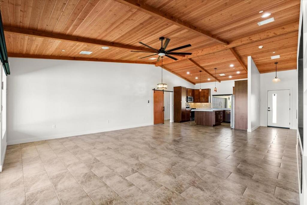 Lt Mor Undev. 3 - Residential