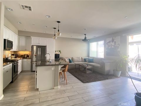 Photo of 31896 Calle Luz, Temecula, CA 92592 (MLS # OC26061863)