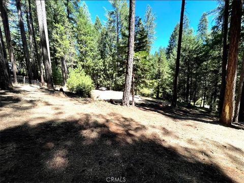 Photo of 14887 Hickok Ct Ct, Magalia, CA 95954 (MLS # SN26080587)